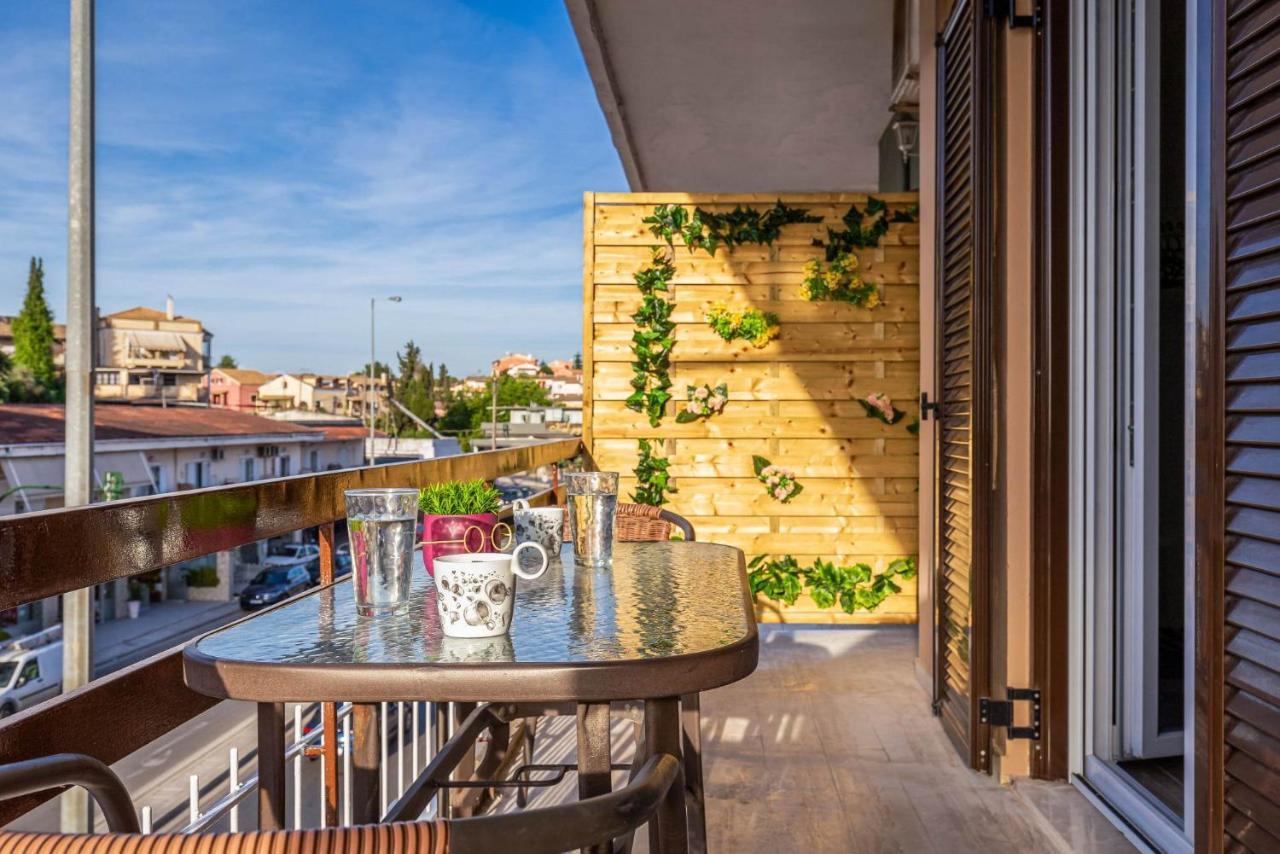 Luna Solari Apartment Mantouki Exterior photo